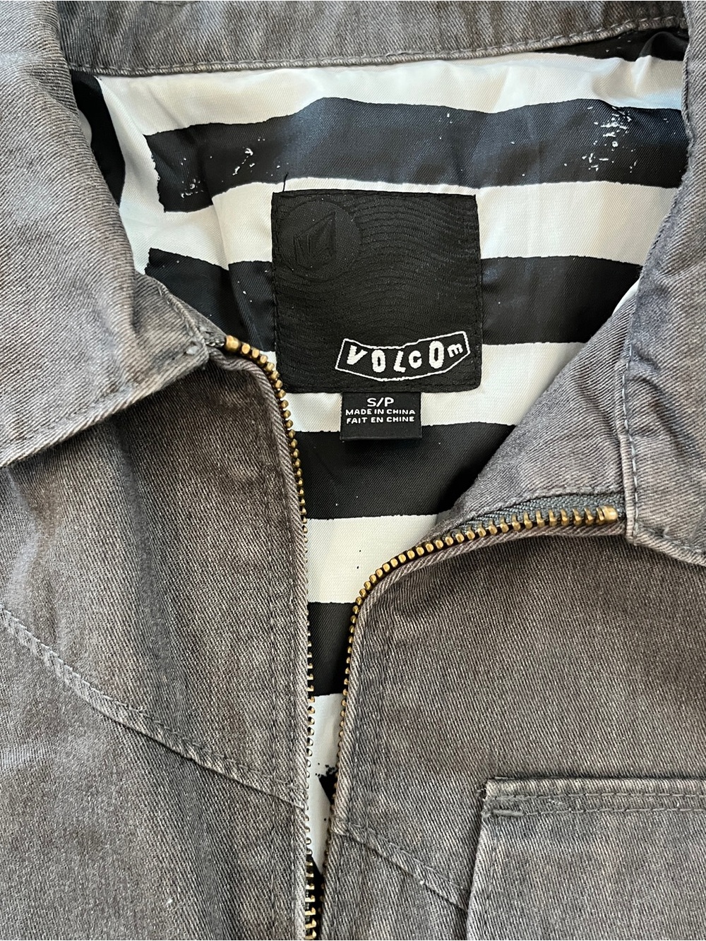 Volcom Work Jacket Size S - Picture 2 of 9